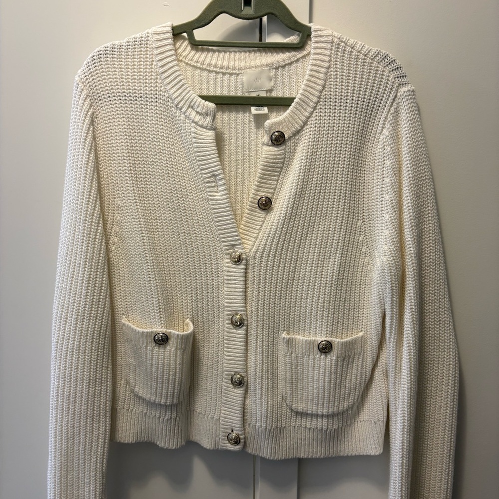 H&M Cream Button-Front Knit Cardigan with Patch Pockets